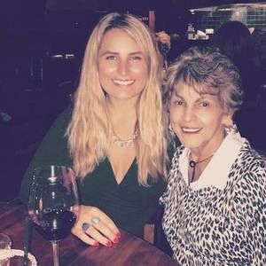 Meet your Posher, Erika